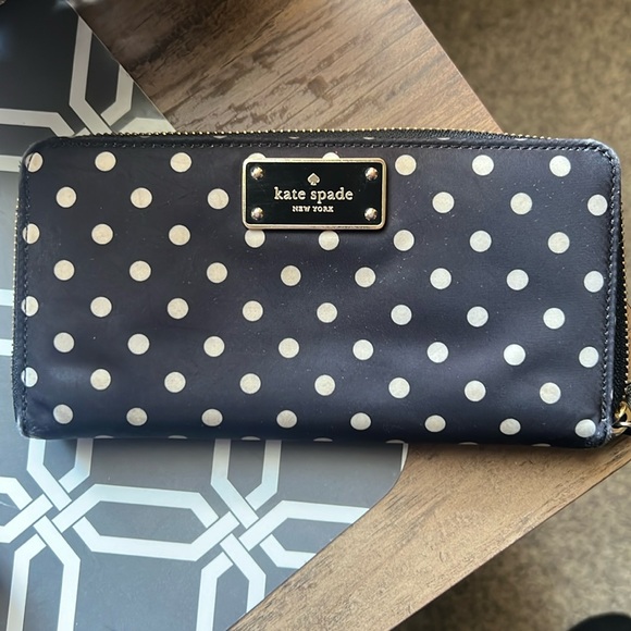 kate spade Handbags - Kate Spade Wallet